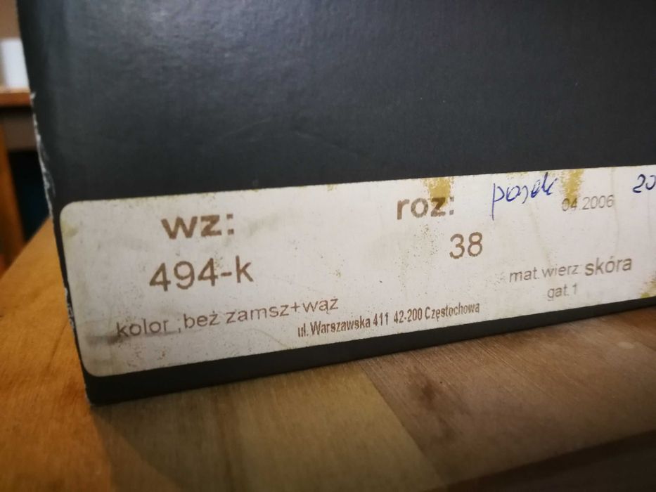 Szpilki Baldowski że skóry naturalnej