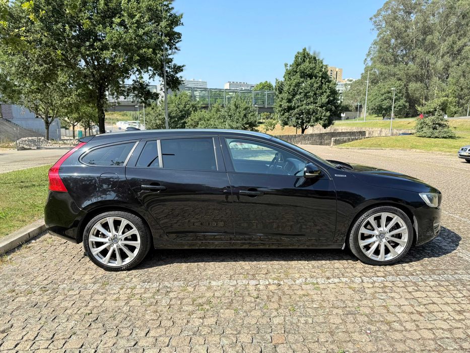 Volvo V60 D6 Híbrida/2016 : A melhor de Portugal! Descubra o porquê