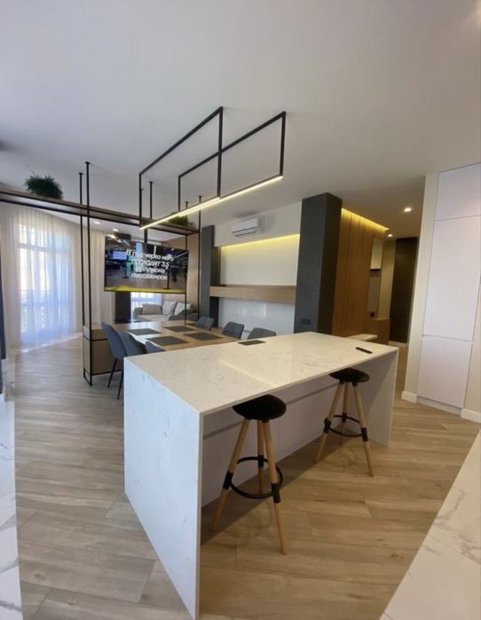 Аренда дизайнерской 3 к в центре Дом на Осипова