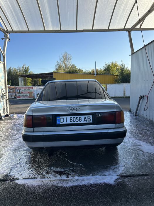 Продам ауді 100 С4