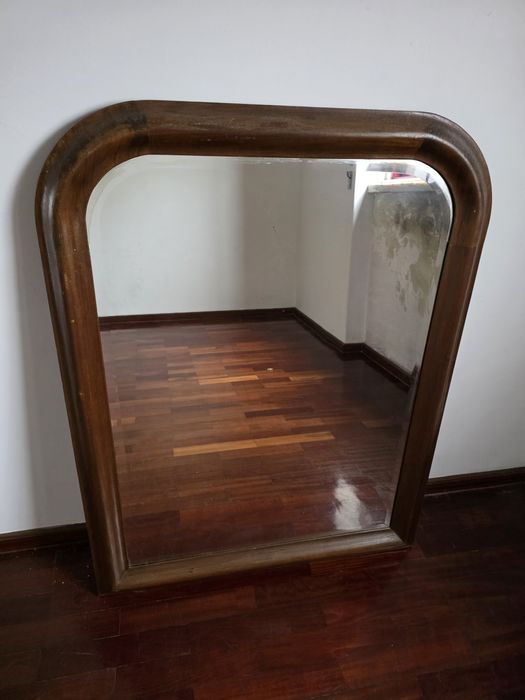 Vendo vários móveis antigos