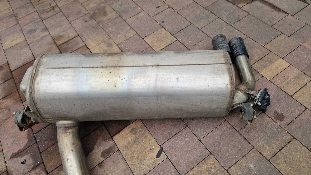 BMW 3 F30 LCI 330i XDR B46 wydech tłumik