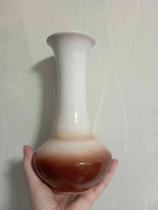 Ваза керамiка глина