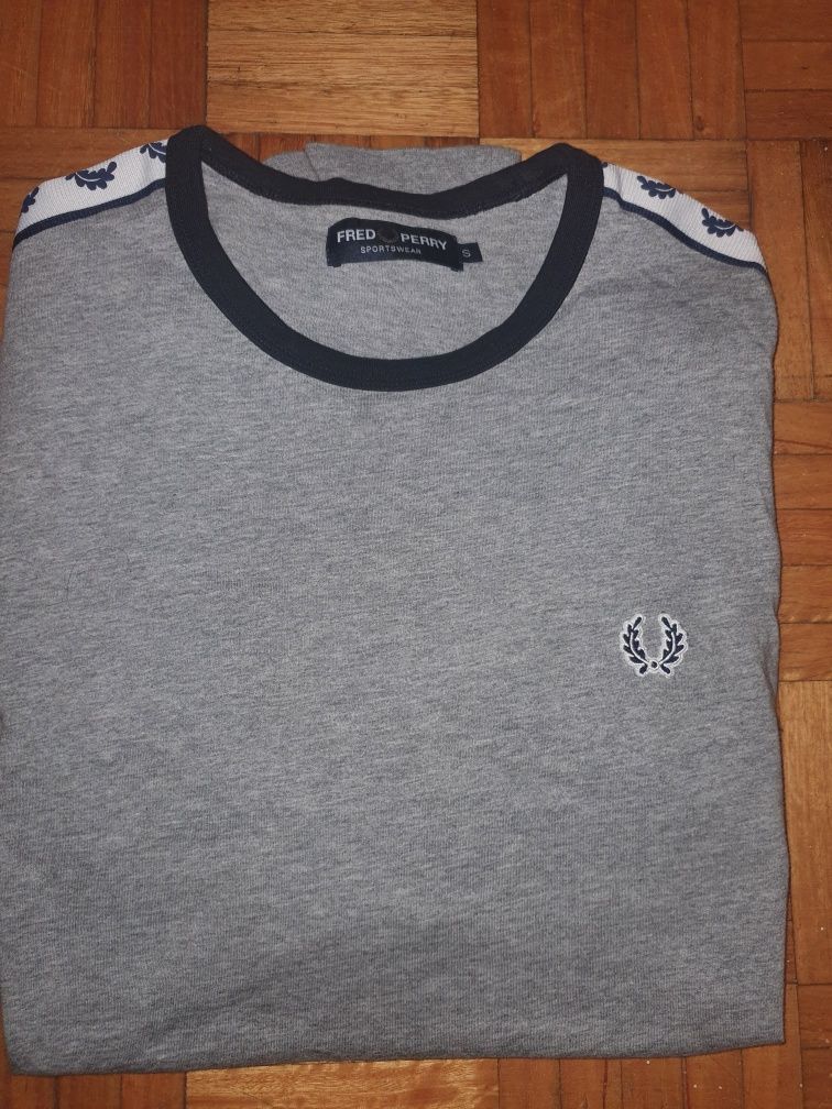 Longsleeve Tapped Logo Fred Perry