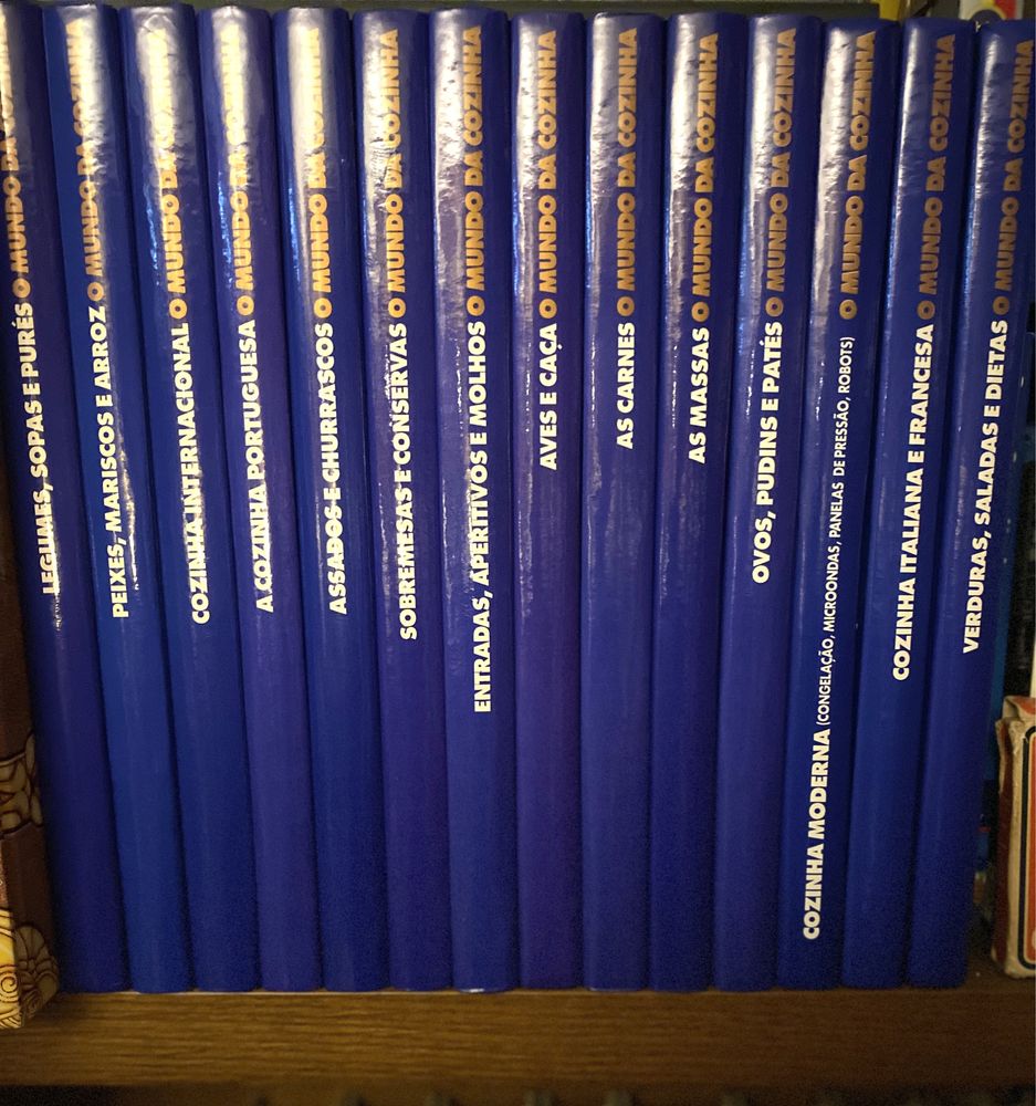 Enciclopédia de Culinária - 14 volumes