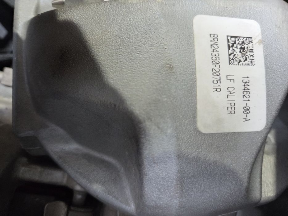 Передняя Ходовая Tesla Model 3 Highland рычаг цапфа