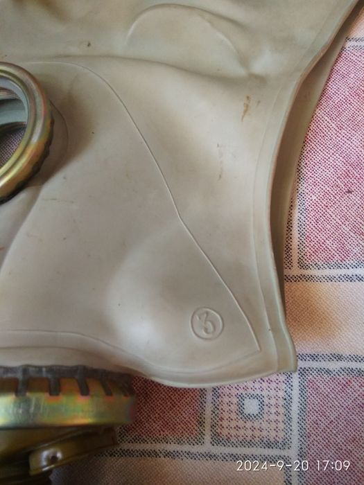 Протиогаз СССР новий.