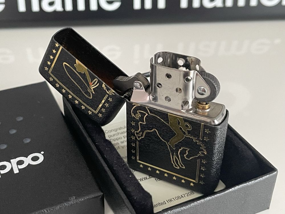 Zapalniczka Zippo, Cowboy, kowboj, rodeo, koń, Black Crackle, NOWA