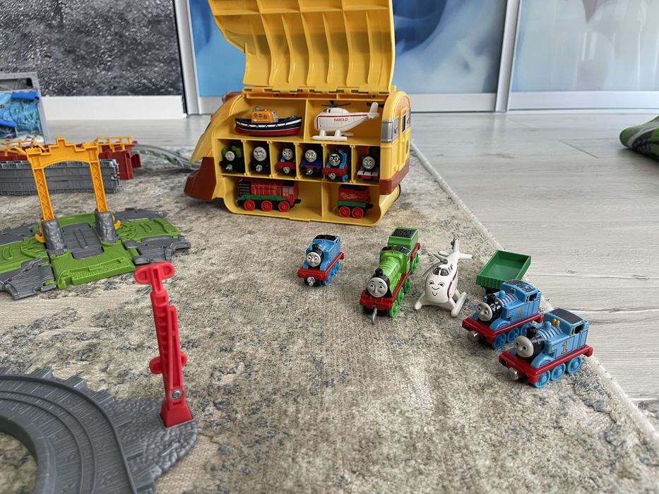 Томас, станція, дитяча залізниця, дорога паравозик Thomas and Friends