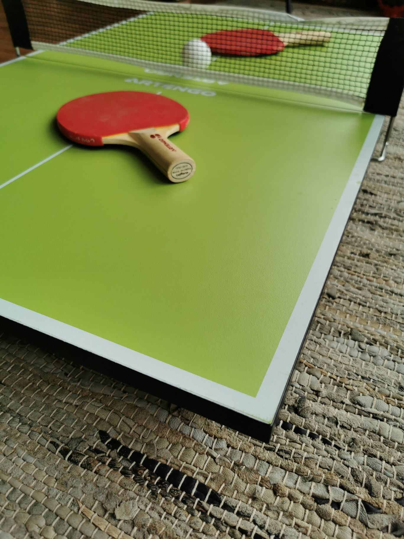 Mesa de ping pong pequena