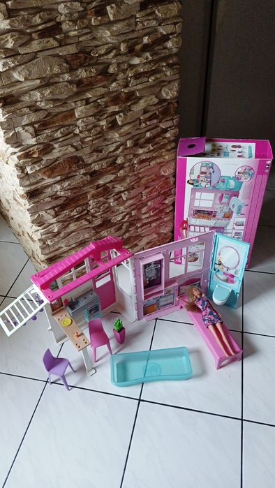 Rozkładany domek Barbie