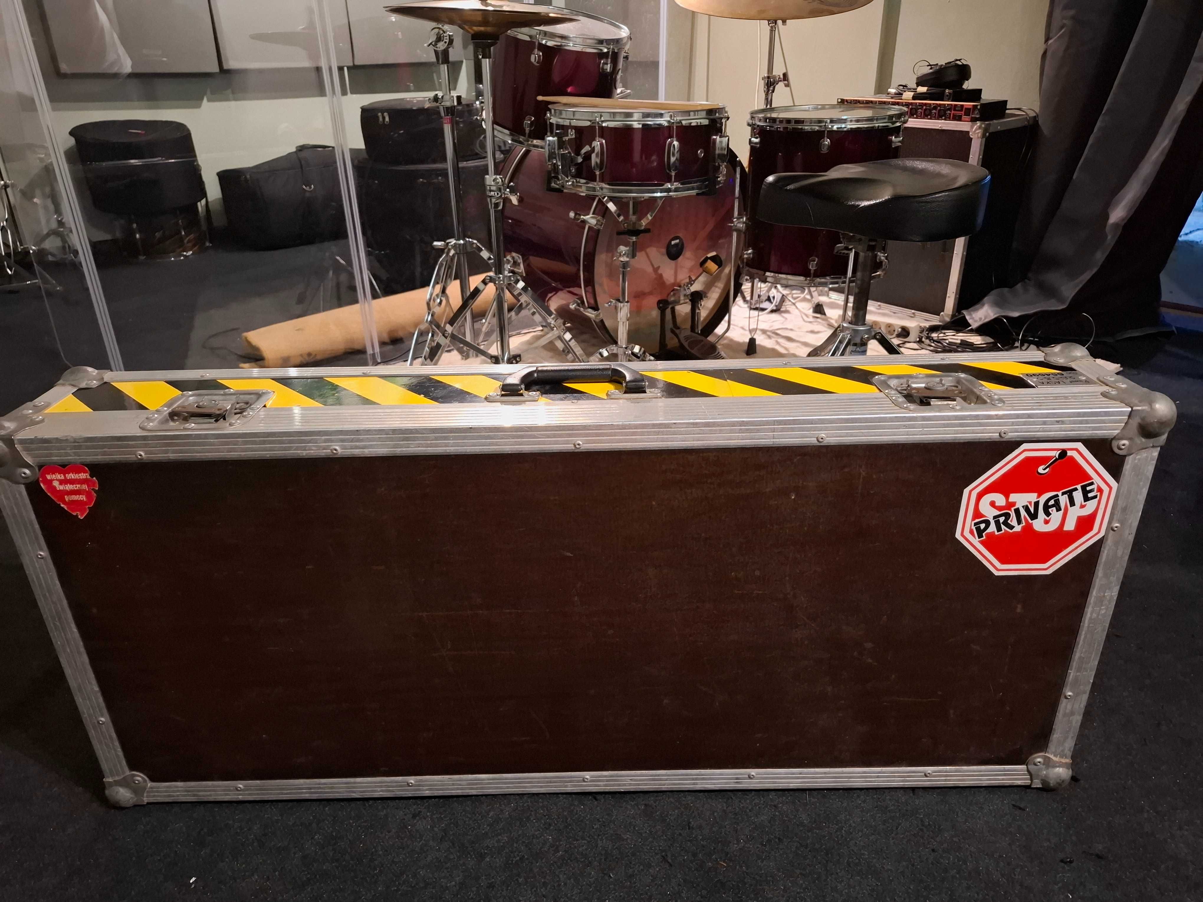 Syntezator YAMAHA SY77 + hard case