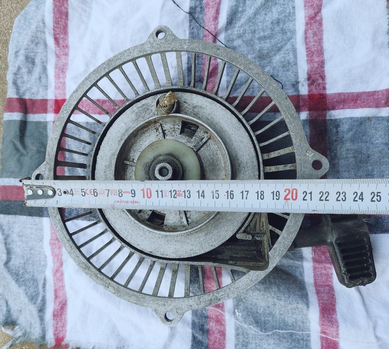 Arrancador/ puxador de corda