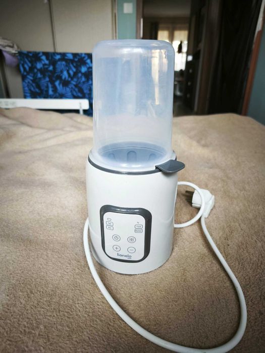 Podgrzewacz do butelek i sterylizator Lionelo Thermup + prezent