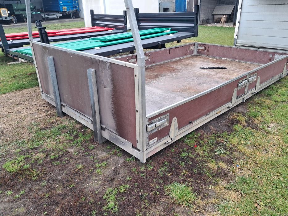 Skrzynia ładunkowa ,paka 3.80x2.13x0.35