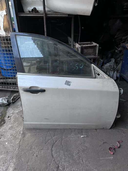 Дверь передняя правая Subaru Impreza  2007 2014 GE GV GH GR