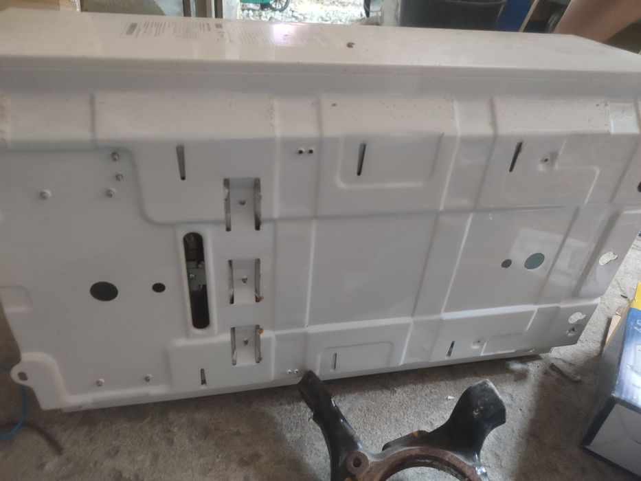 Продам газ колонку Zanussi