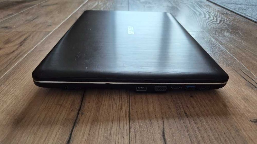 Laptop Asus F540S 15,6" 4GB RAM 500GB HDD Windows 10 Home