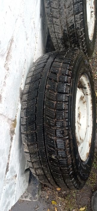 Продам скати на 175на70р13, 195/60р15