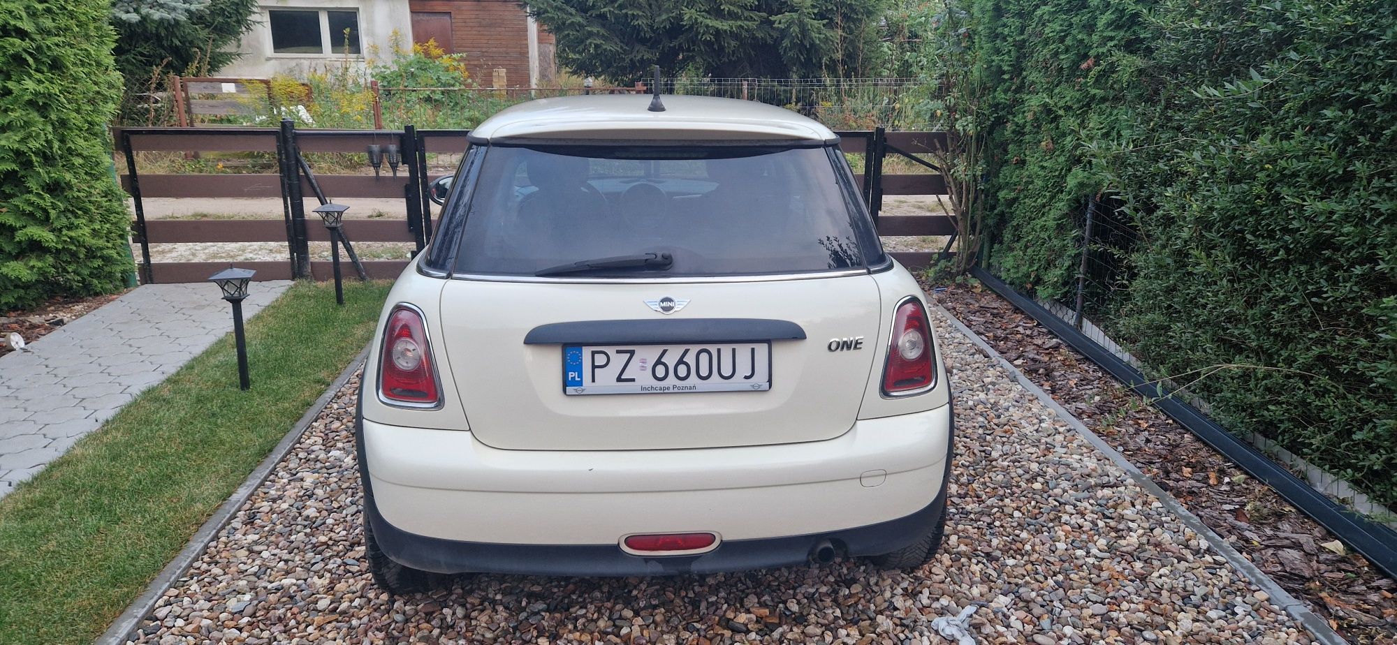 Mini Cooper one.