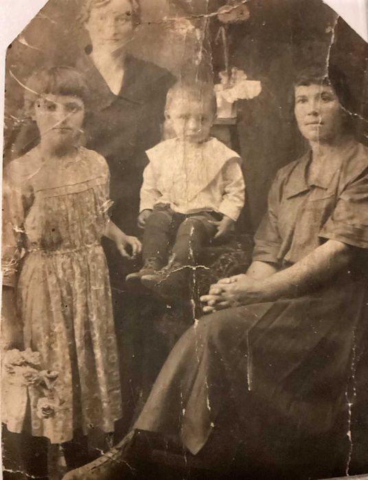 Старинные старые фотографии довоенные