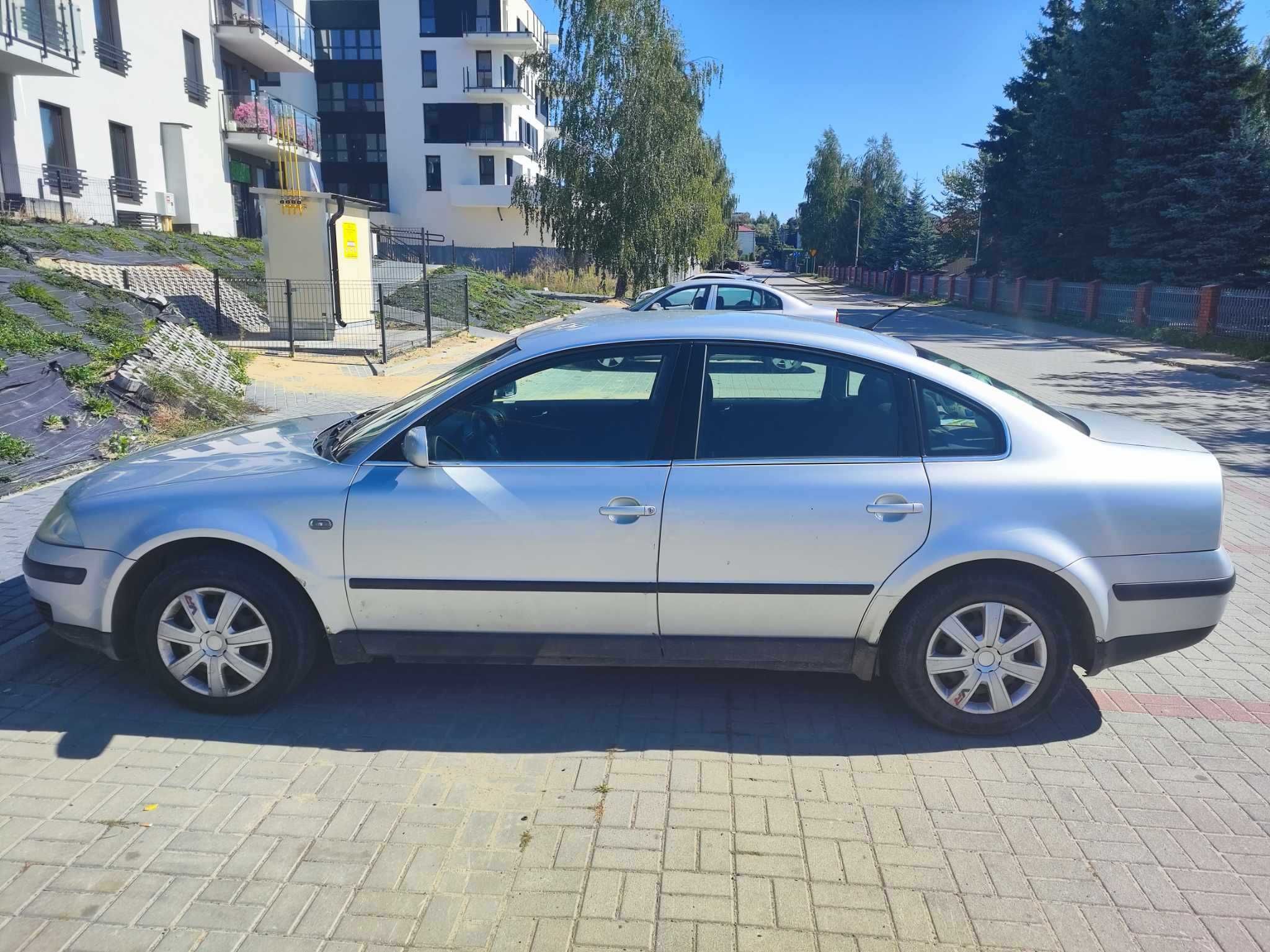 Volkswagen Passat  2001