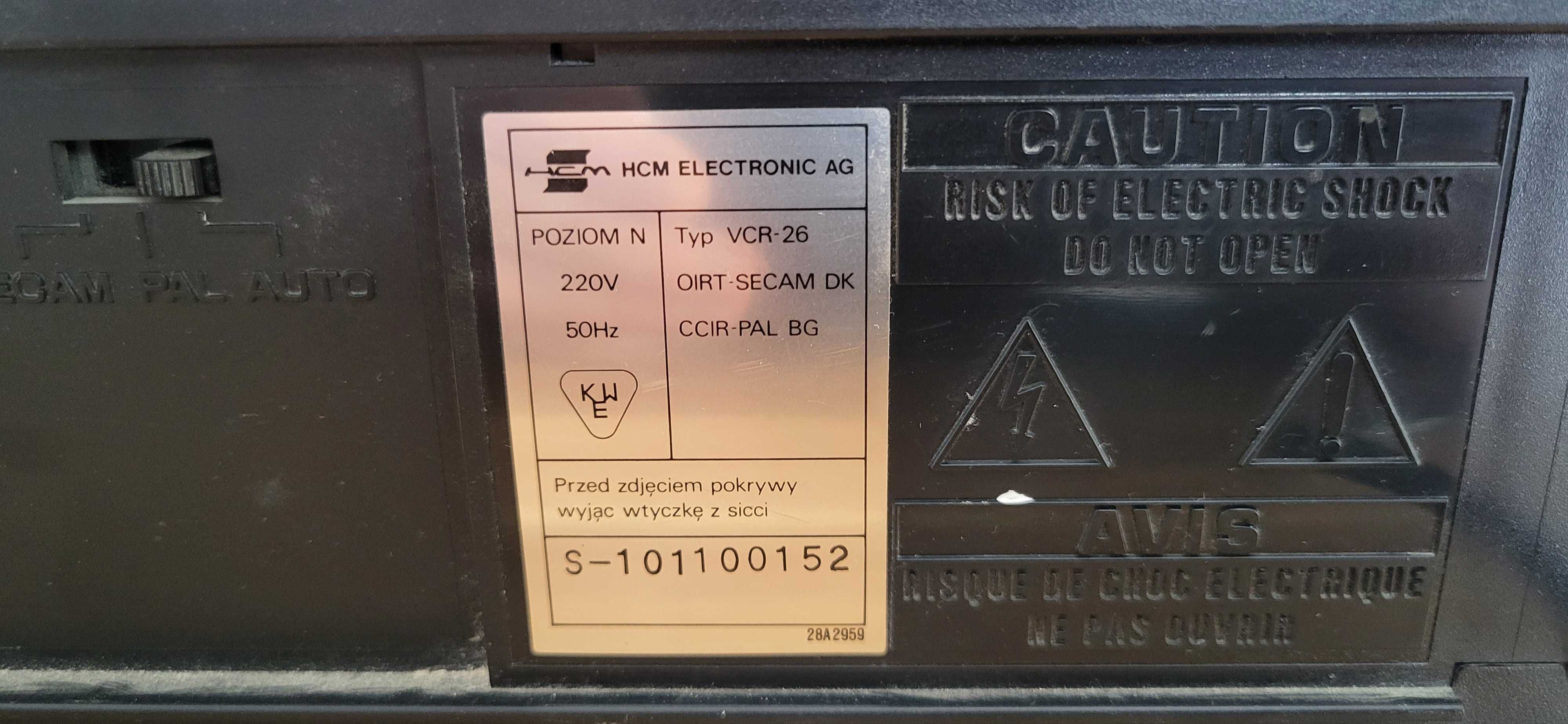 Magnetowid HCM VCR-26 z pilotem i kablami EURO