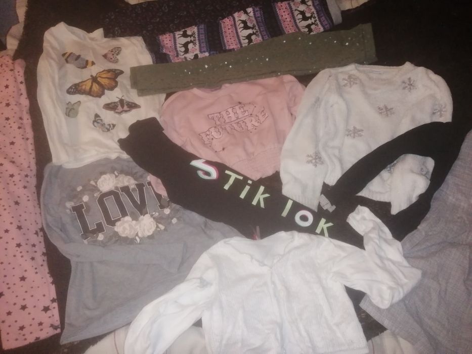 Paka ubrań 134-140