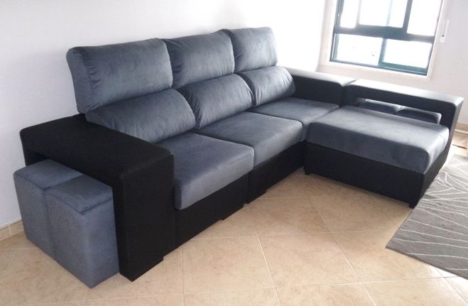 Sofa Córdoba / Zumba Chaise reversivel + 4 puffs + Baú NOVO