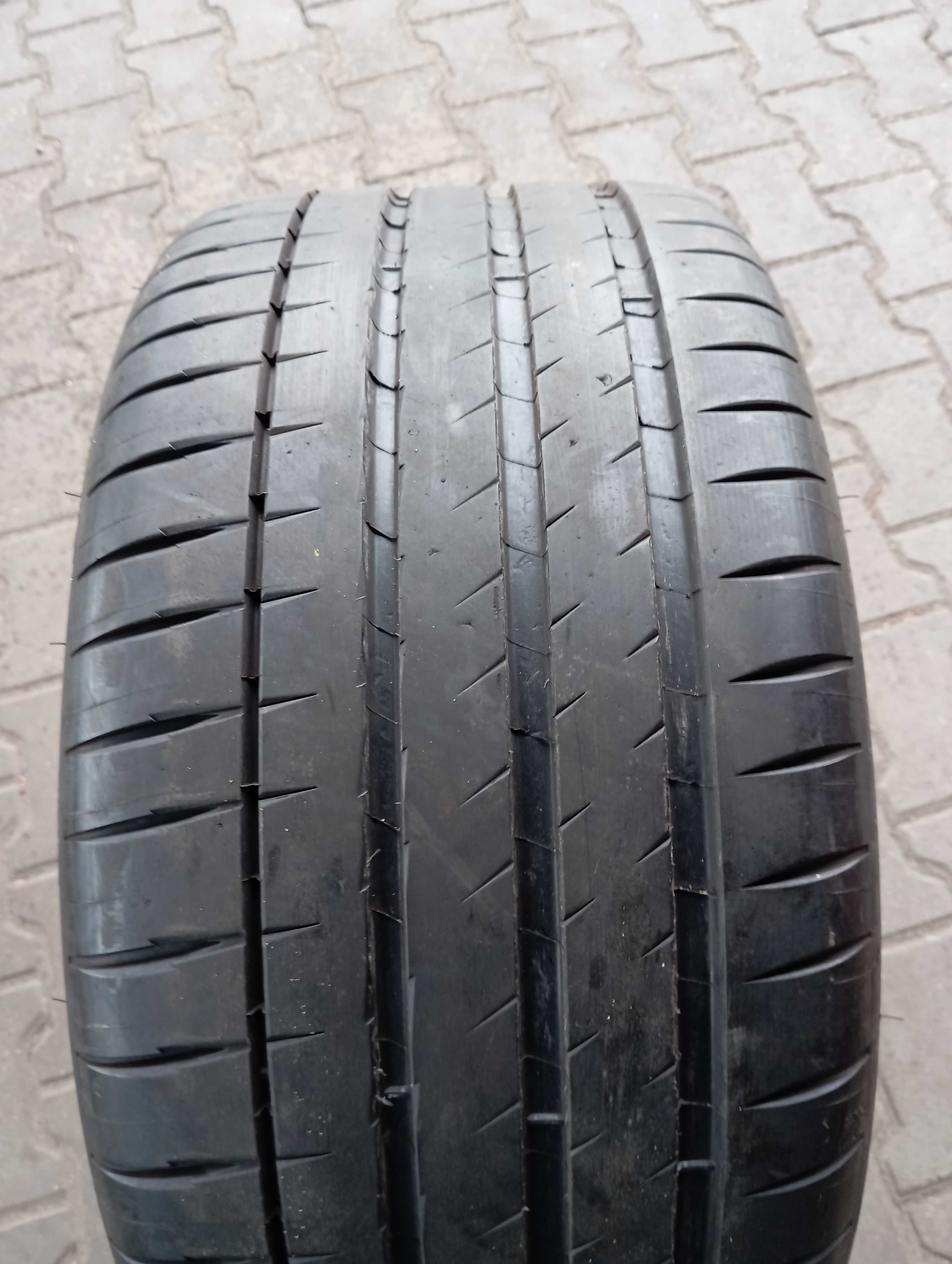 295/35/ ZR 20 Michelin Pilot Sport 4 S