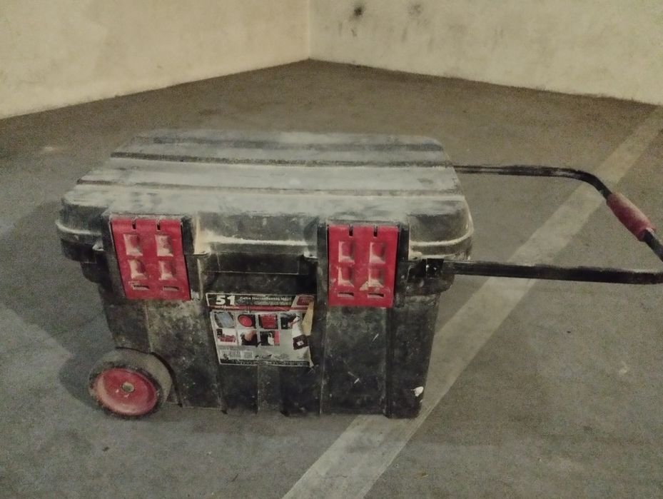 Mala com rodas para ferramentas