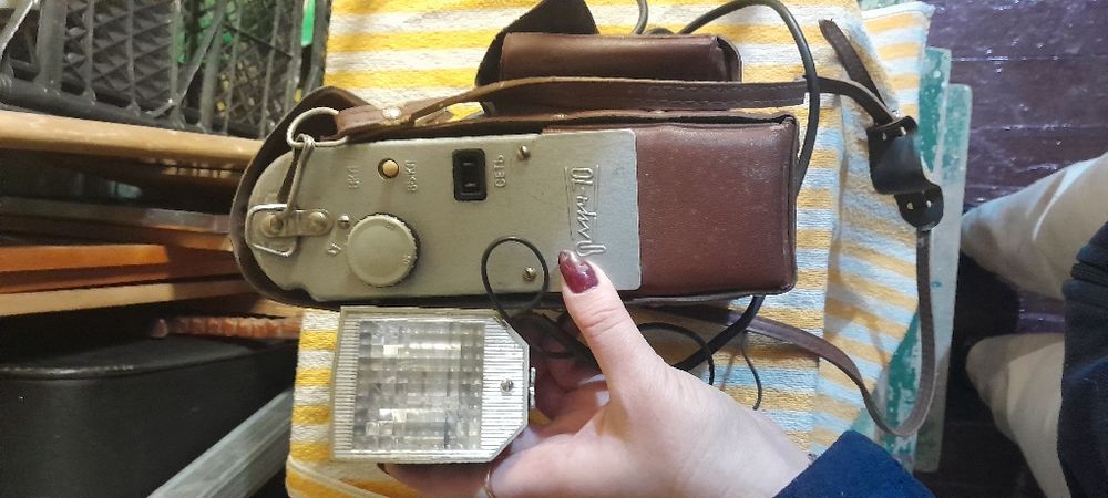 Вспышка под фотоапарат