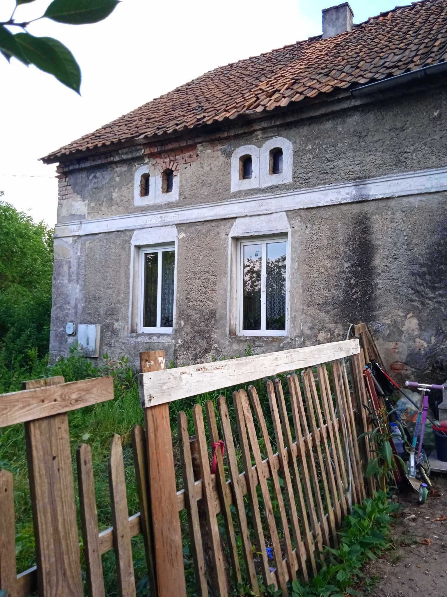 Sprzedam połowę domu