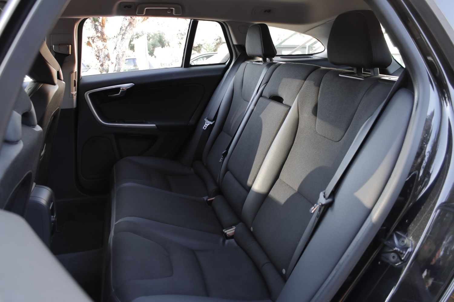 Volvo V60 1.6 D Momentum (180€/Mês)