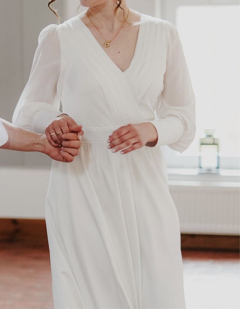 Suknia ślubna minimalistyczna jedwab ręcznie szyta ślub wesele
