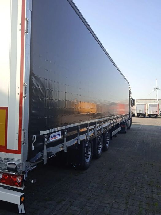 Schmitz Cargobull Schmitz Cargobull SCS MB Varios - koła 385/55 R22,5  Schmitz Cargobull SCS MB Varios - koła 385/55 R22,5