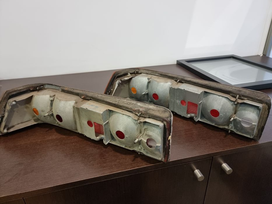 Farolins traseiros Mercedes W116