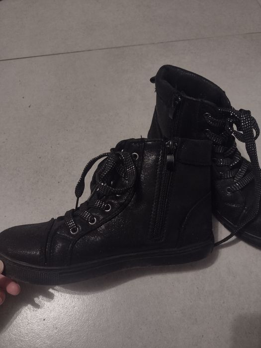 Nowe Buty czarne błyszczące r 36