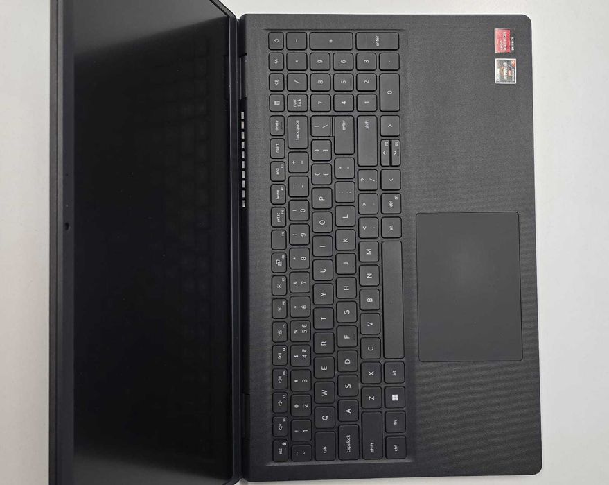 Laptop Dell Vostro 3525 / Ryzen 5/ Ram 16gb / Dysk 256GB Gwarancja