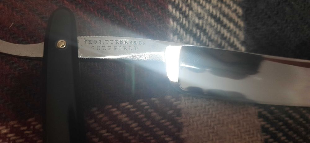 Продам опасную бритву