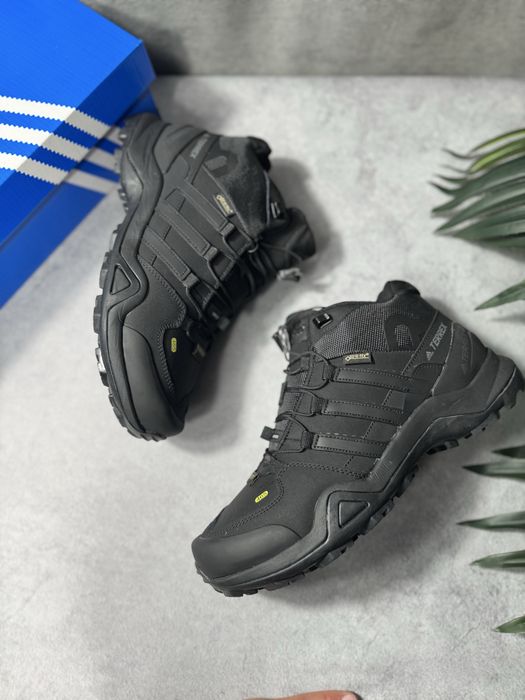 Кросівки Adidas Terrex Swift R2, GTX хутро