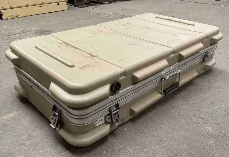 skrzynia walizka wojskowa wyprawowa hermatyczna us army  91x51x24