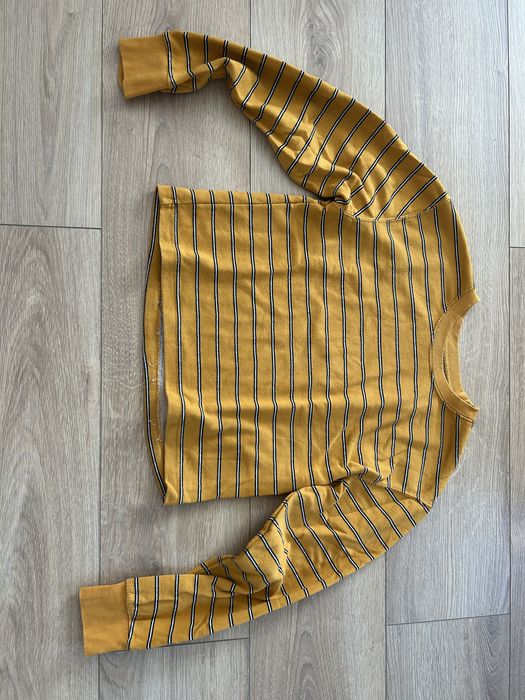 Żółta bluza w paski
