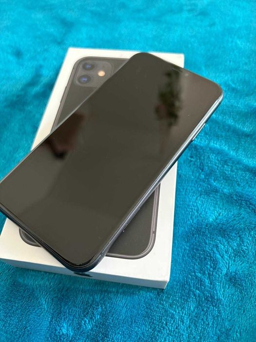 iPhone 11 64GB, stan bardzo dobry