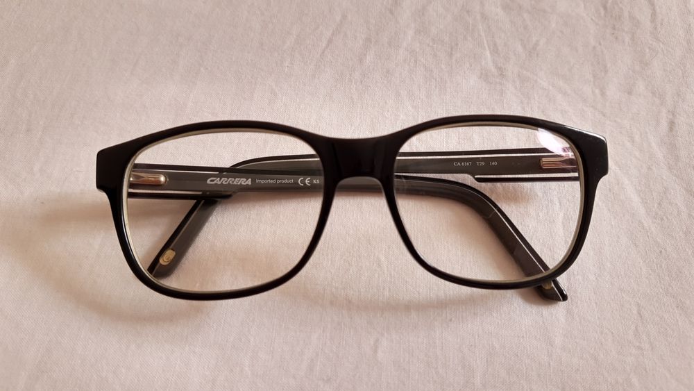 Óculos Carrera originais preto e cinza