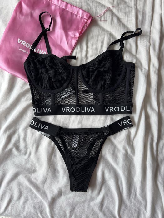 Білизна нова корсет набір подарунок vrodliva сітка