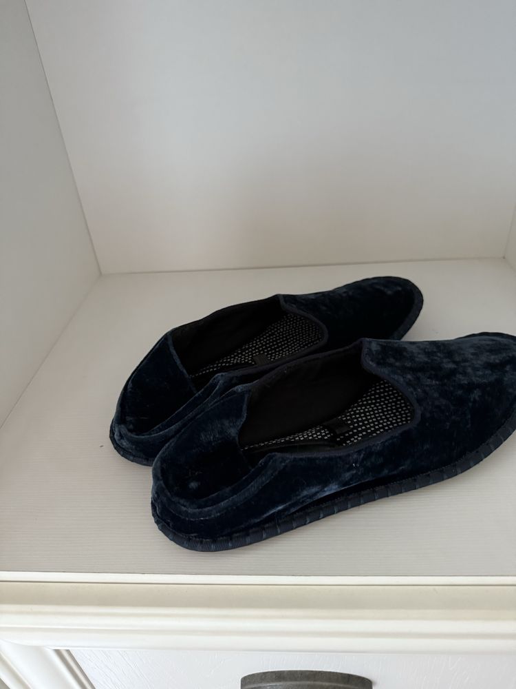 Бархатные мокасины. 39 р. Zara