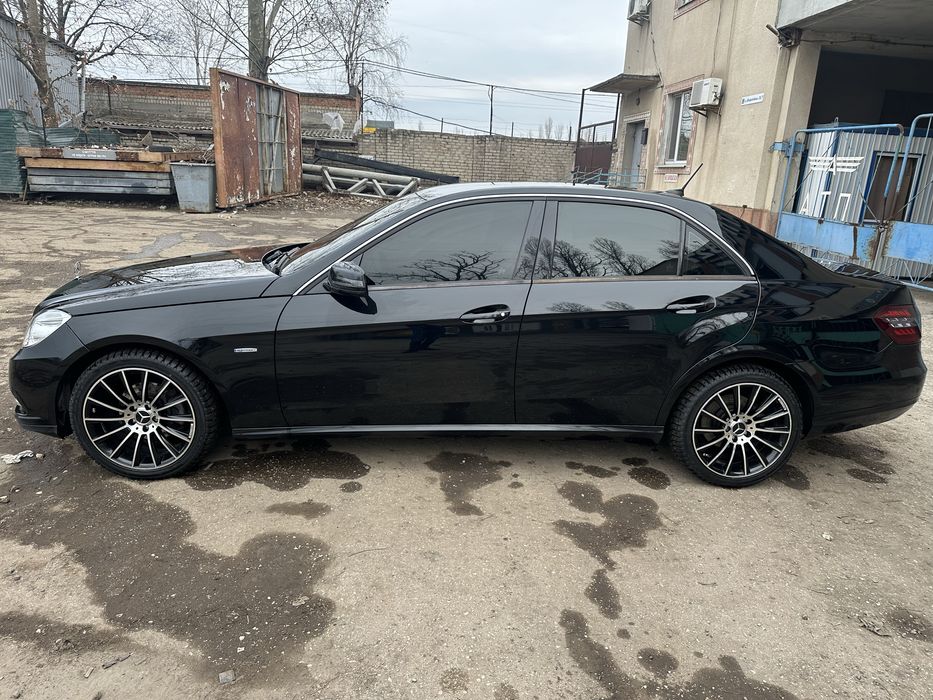 Продам свій Mercedes w212