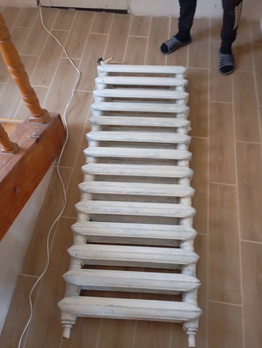 Продам радиатор чугуний