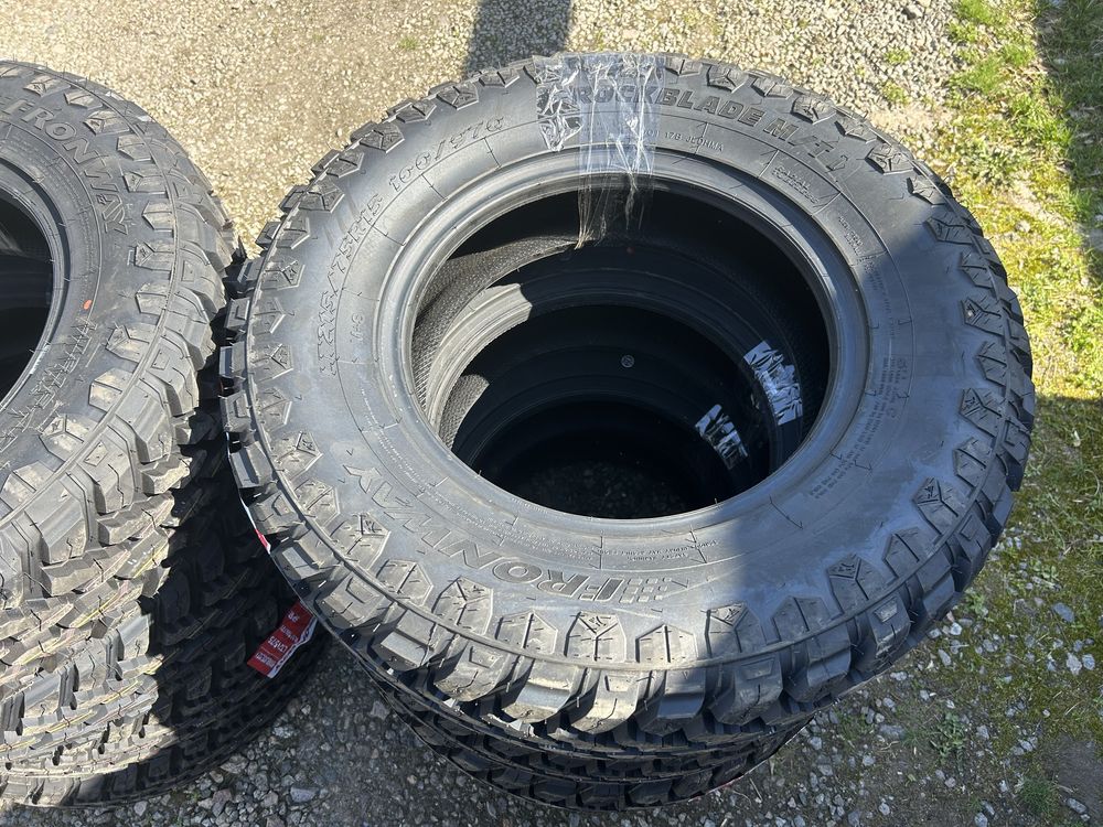 Грязьова резина 215/75R15 Jimny, Нива, Sportage